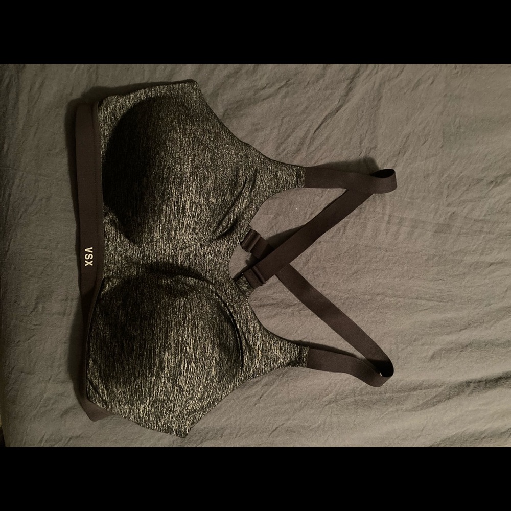 Victoria’s Secret sports bra 36 DD